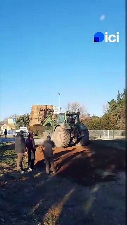 Les agriculteurs du Gard mobilisés à garons