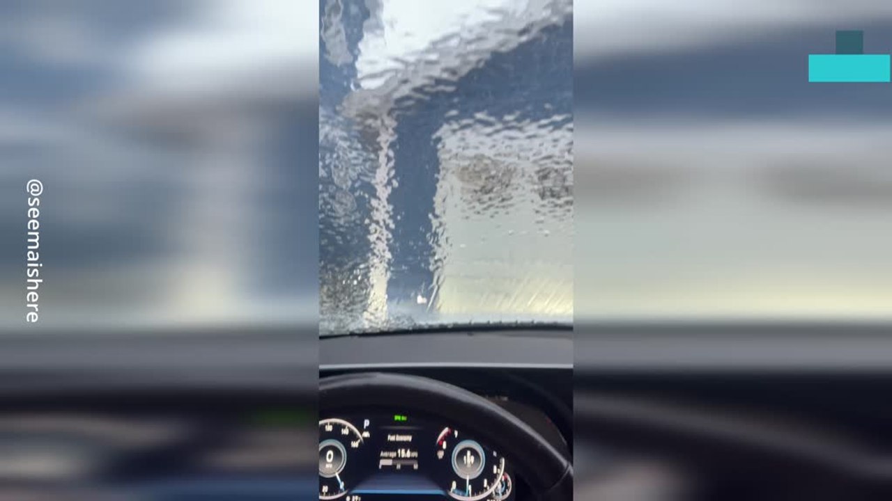New York Cold Leaves Solid Sheet of Ice After Rolling Down Car Window