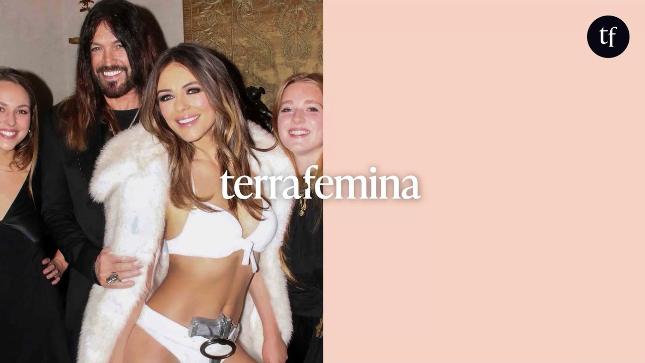 "Elle a 60 ans ?!" : ce sex symbol absolu des années 90 apparaît en bikini sur le tapis rouge, un look sulfureux qui sidère ses fans