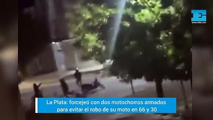 La Plata: forcejeó cuerpo a cuerpo con dos motochorros armados para evitar el robo de su moto en 66 y 30