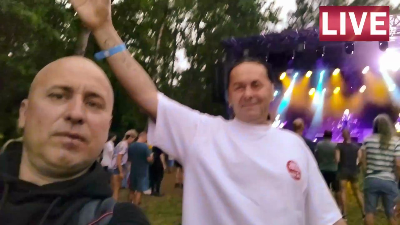 FESTIVAL CAMPING TRUMP