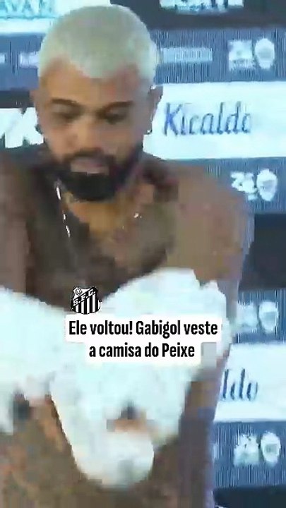 ELE VOLTOU! GABIGOL VESTE A CAMISA DO SANTOS