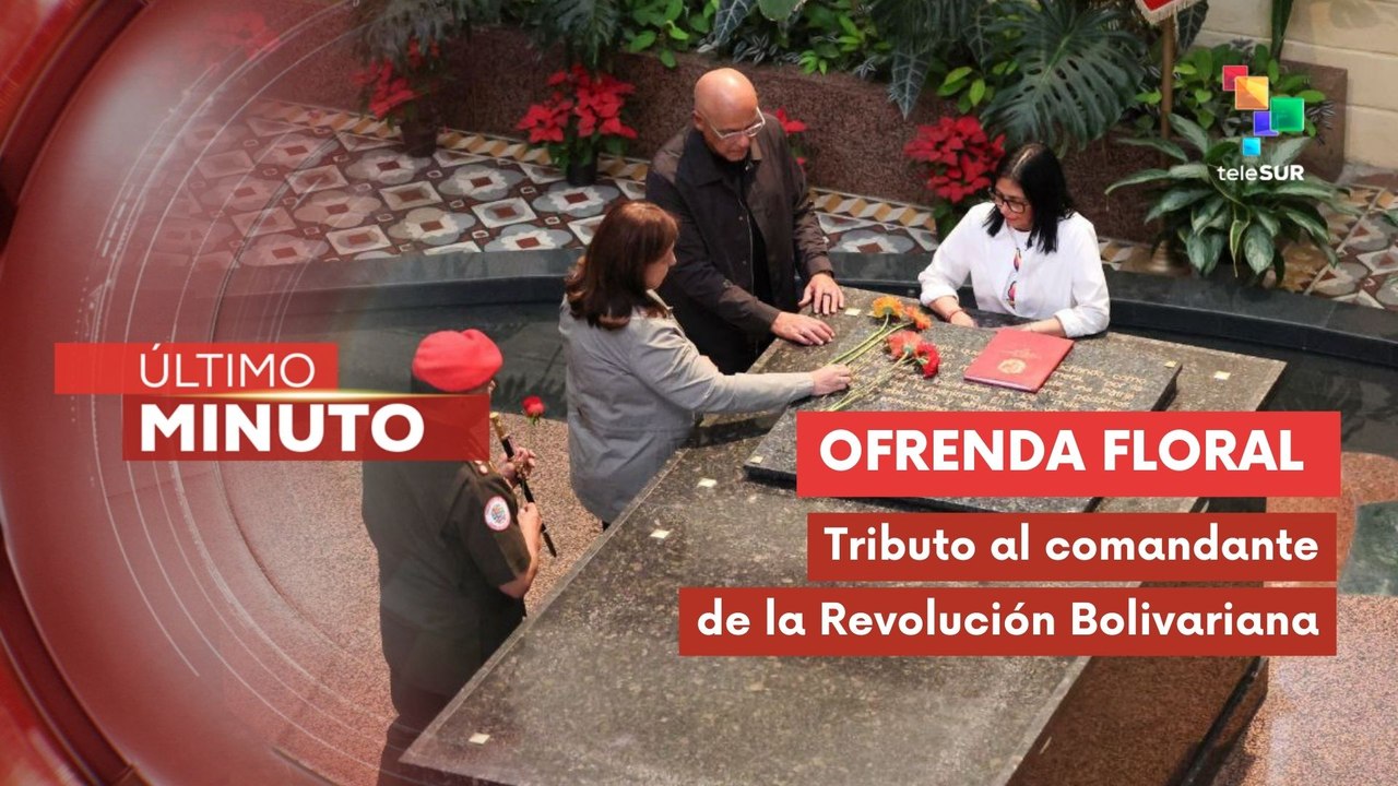 Presidenta encargada rinde tributo al Comandante Chávez en el Cuartel de la Montaña