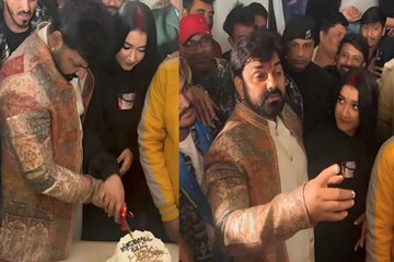 40वें जन्मदिन पर Pawan Singh  का केक वीडियो वायरल, एक्ट्रेस संग हरकत पर सोशल मीडिया में हंगामा मचा