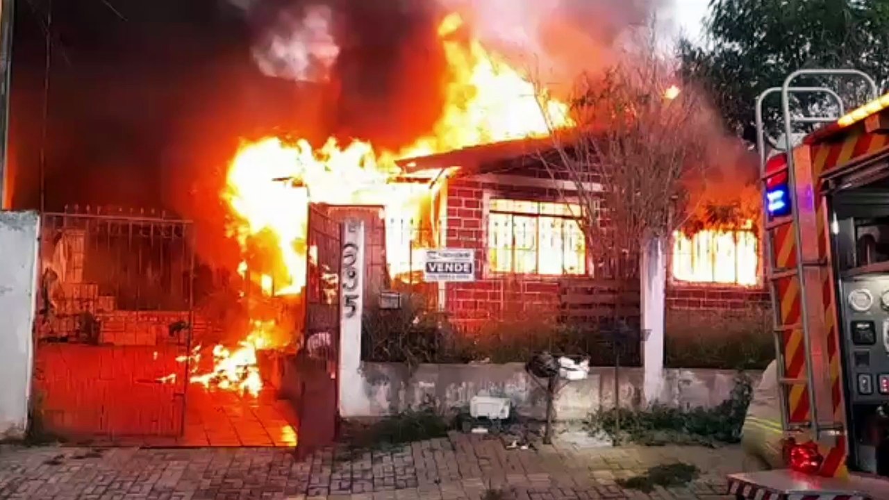 Fundraiser by Liliana Pinto : Support The Pinto Family tragic house fire on  Christmas day, image size:1280x720