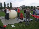 Lancement du ballon sonde au collège d'Estrées-saint-Denis