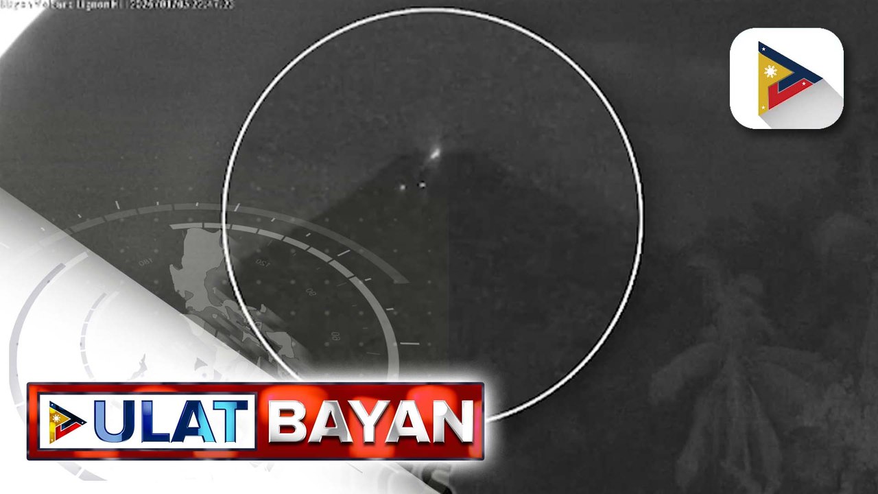 Hazardous explosion sa Bulkang Mayon matapos itaas sa Alert Level 3, posible, ayon sa Phivolcs | ulat ni Rod Lagusad