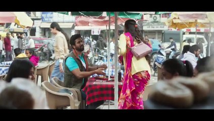 Zara Hatke Zara Bachke (2023) Hindi Movie