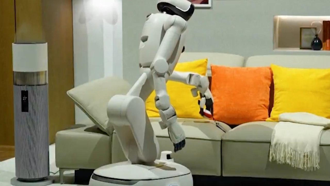 Il robot che fa le pulizie al posto tuo: ecco l’umanoide CLOiD di LG