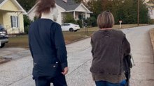 Woman freaks out and screams when Michael Myers suddenly comes into view