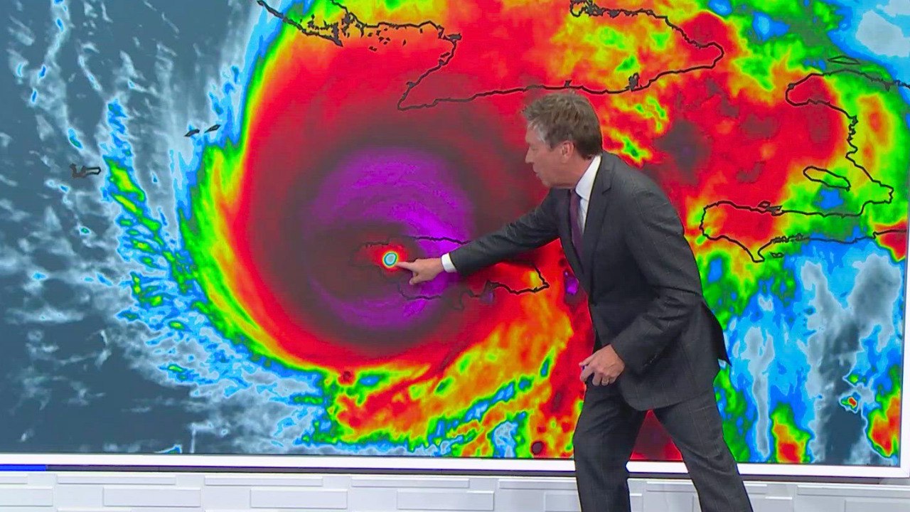 400,000 Evacuate As World’s Strongest Hurricane Melissa Charges Forward