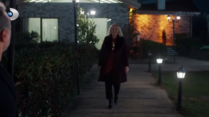 Azra kendinden çok emin! Güller ve Günahlar Özel Klip