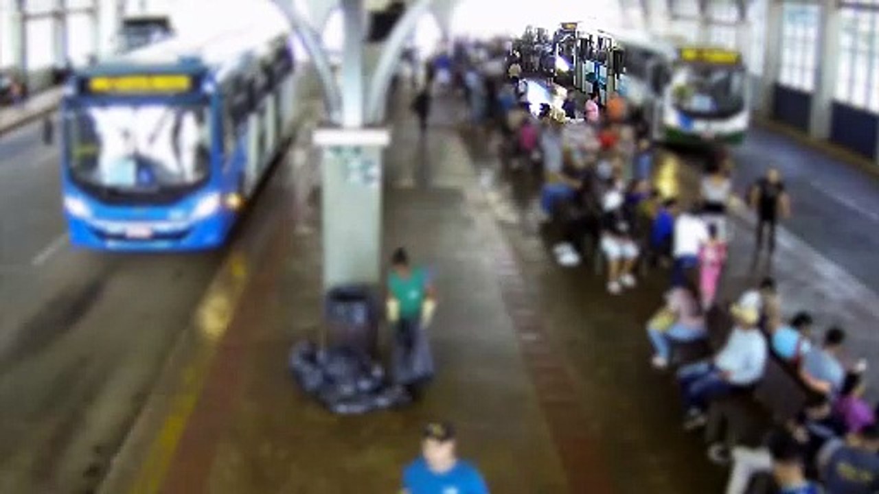 Delegacia da Mulher divulga imagem de homem acusado de importunação sexual