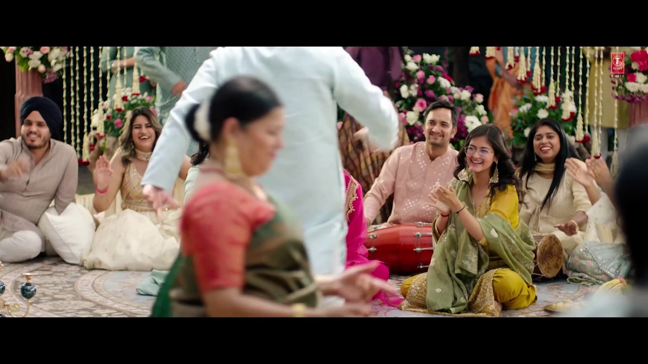 Aawaara Angaara  Full Video _ Tere Ishk Mein _ Dhanush  Kriti _ AR Rahman Faheem_Aanand LR_Bhushan K
