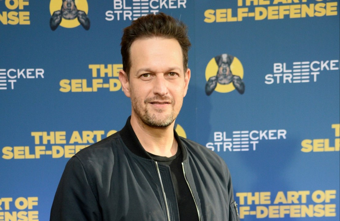 Josh Charles called out 'real jerk' Travis Kelce on Taylor Swift video set
