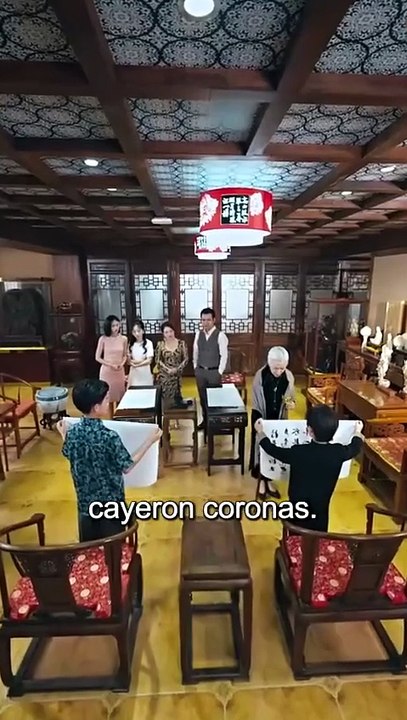 ¡Arrodíllense ante el príncipe reencarnado! (Doblado)