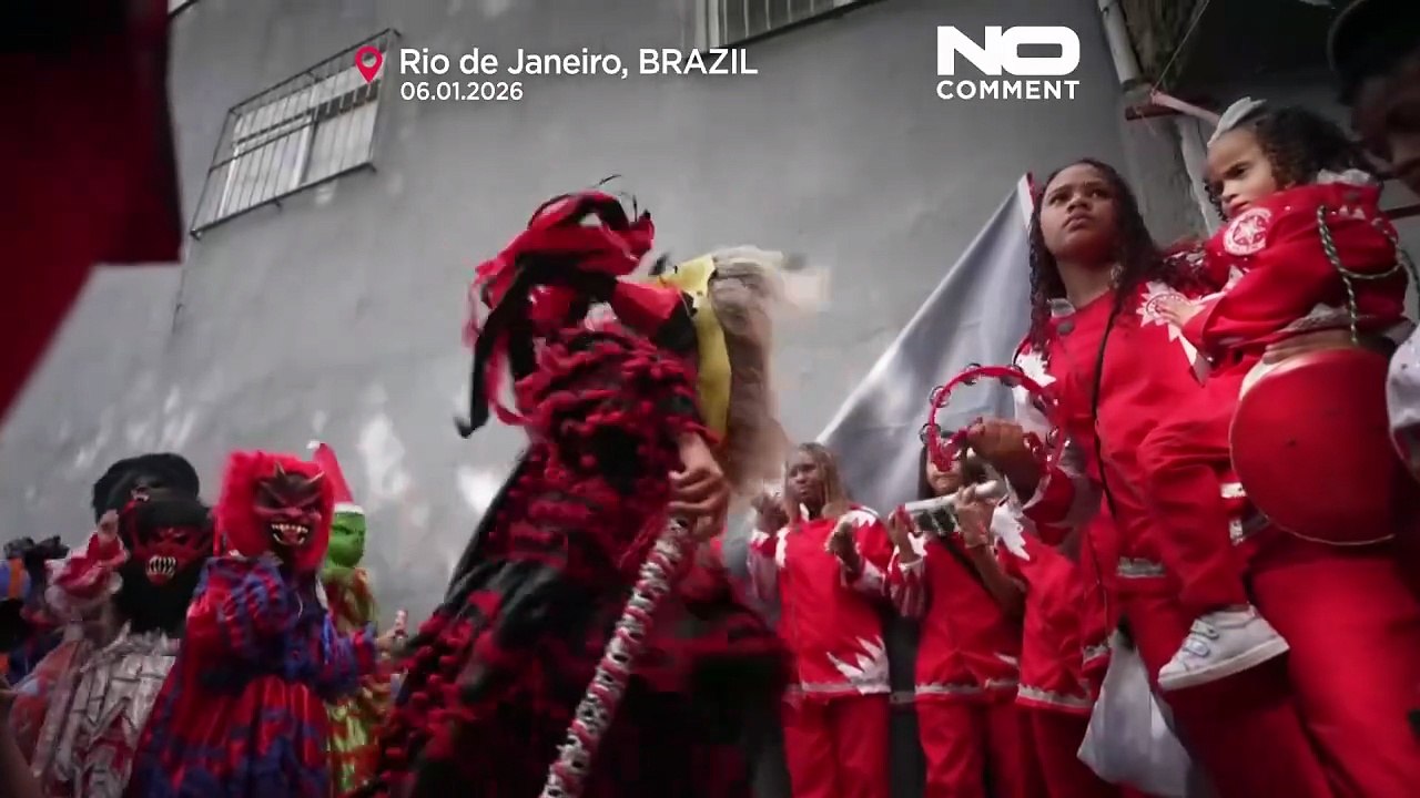 Brasilien feiert Dreikönigstag mit Parade in Rios Favelas