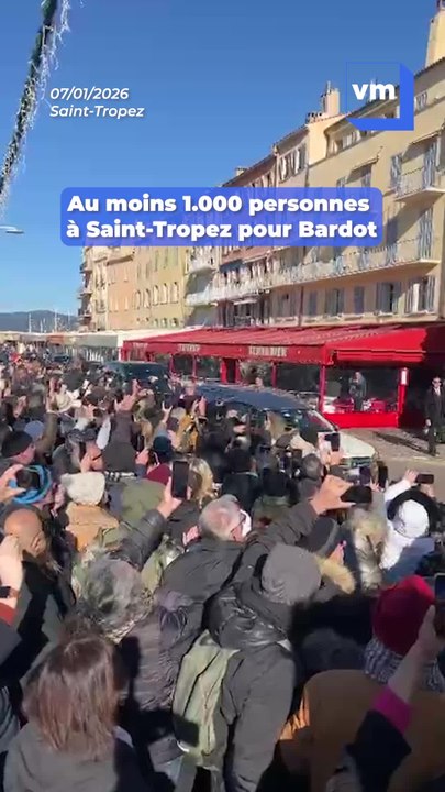 Au moins 1.000 personnes réunies à Saint-Tropez pour un dernier hommage à Brigitte Bardot