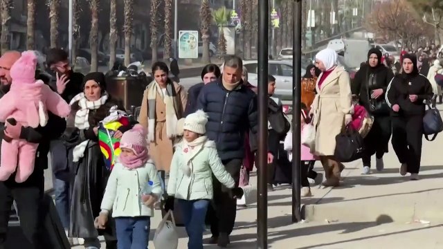 Άμαχοι εγκαταλείπουν το Χαλέπι καθώς ο συριακός στρατός αποκλείει περιοχές με κουρδική πλειοψηφία