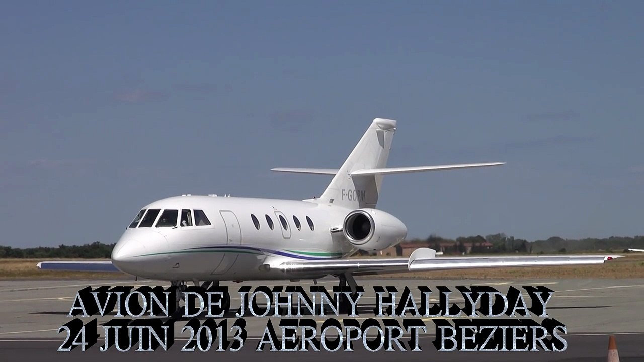 2013 – Johnny Hallyday – 24 juin : À l’aéroport Béziers Cap d’Agde