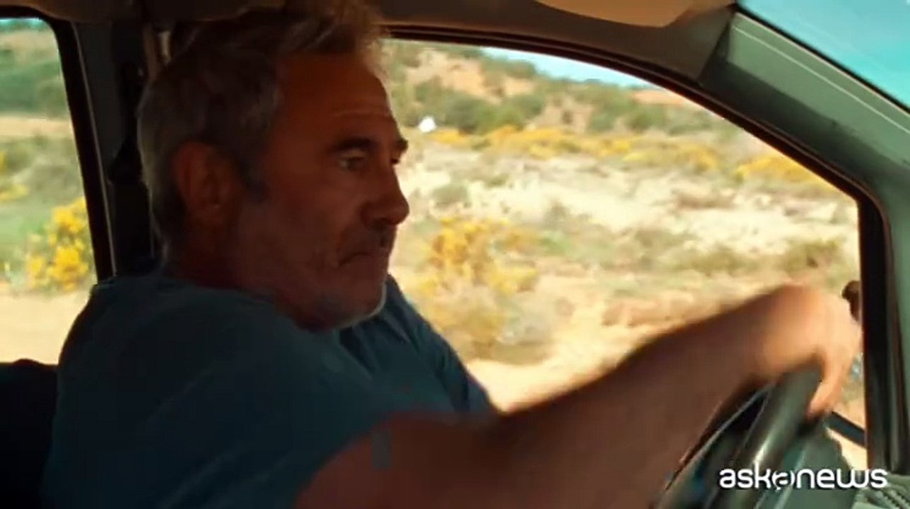 "Sirat", il viaggio nel deserto premiato a Cannes, verso l'Oscar