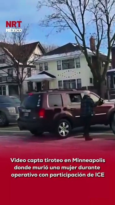 📰 Un video que circula en redes sociales captó el momento del tir0teo en el que una mujer perd1ó la vid@ durante un operativo en Minneapolis, Minnesota, en el que habrían participado agentes de ICE