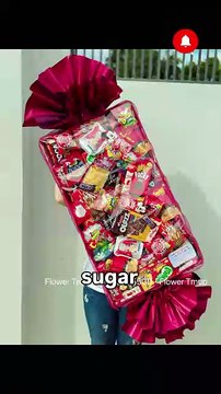 Large Candy Business Idea | High-Margin Visual Treats Caption Oversized candies aren’t just sweets — they’re visual products. Low ingredient cost. High attraction. Strong impulse buying. This is how simple candy turns into a profitable, attention-grabbing