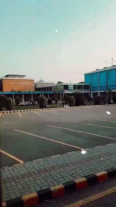 Zamana Us K Jaisa Hy | زمانہ اس کے جیسا ہے | Urdu Poetry | Hindi Poetry #urdupoetry #hindipoetry