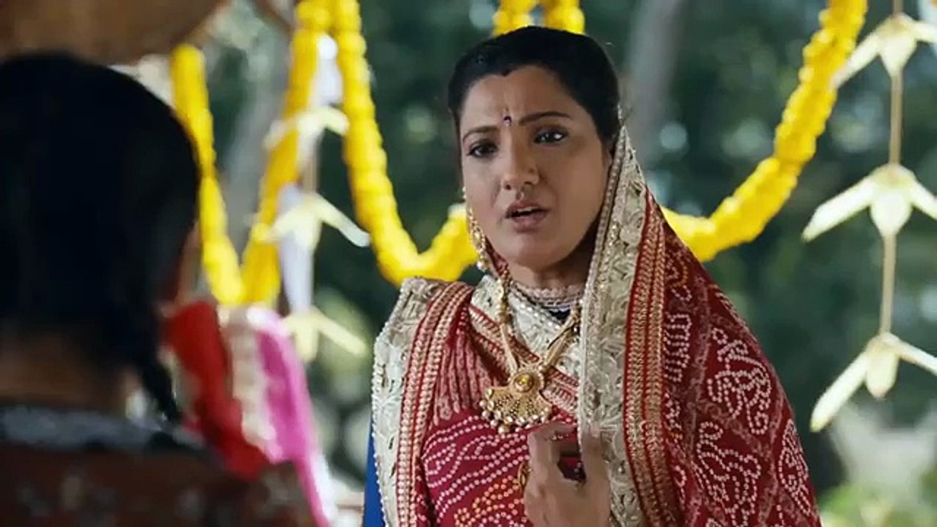 6 Classic Saree Designs By Ramya Krishnan For Women In 50s, image size:1920x1080