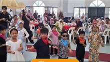 Comel anak murid teacher!