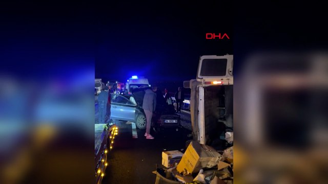 Minibüs ile otomobil otoyolda çarpıştı: 1 ölü, 3 yaralı