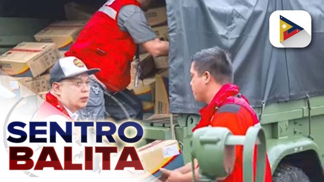 DSWD, namahagi ng family food packs sa mga apektado ng shear line at pag-aalburoto ng Bulkang Mayon