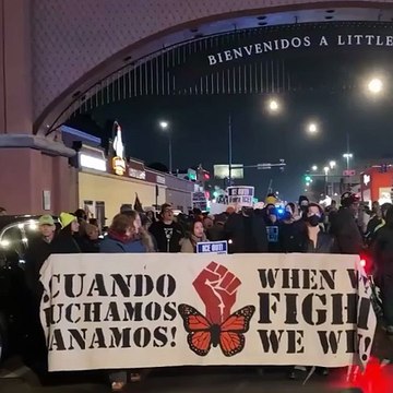 ICE polisi tarafından öldürülen ABD vatandaşı kadın için Chicago’da anma etkinliği düzenlendi