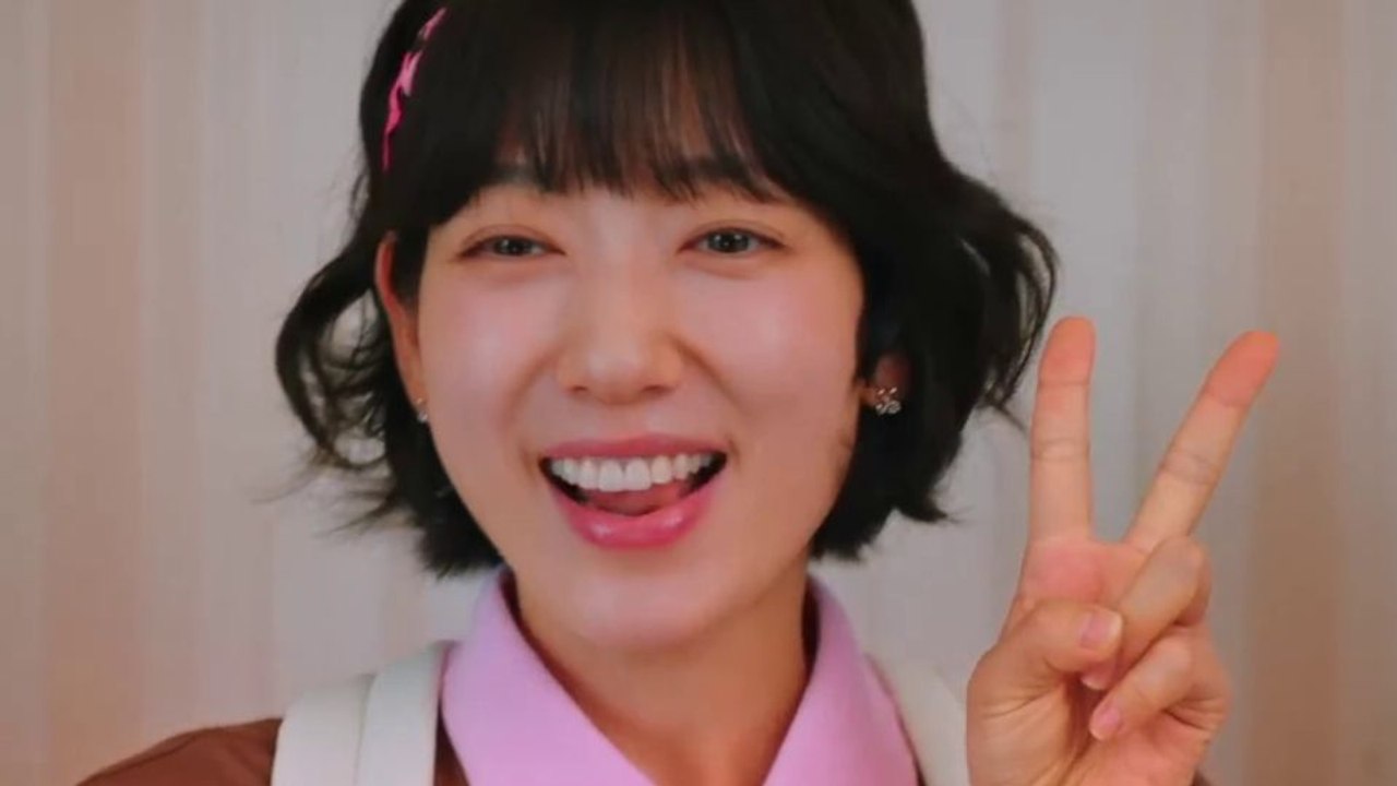 Undercover Miss Hong Trailer OmeU
