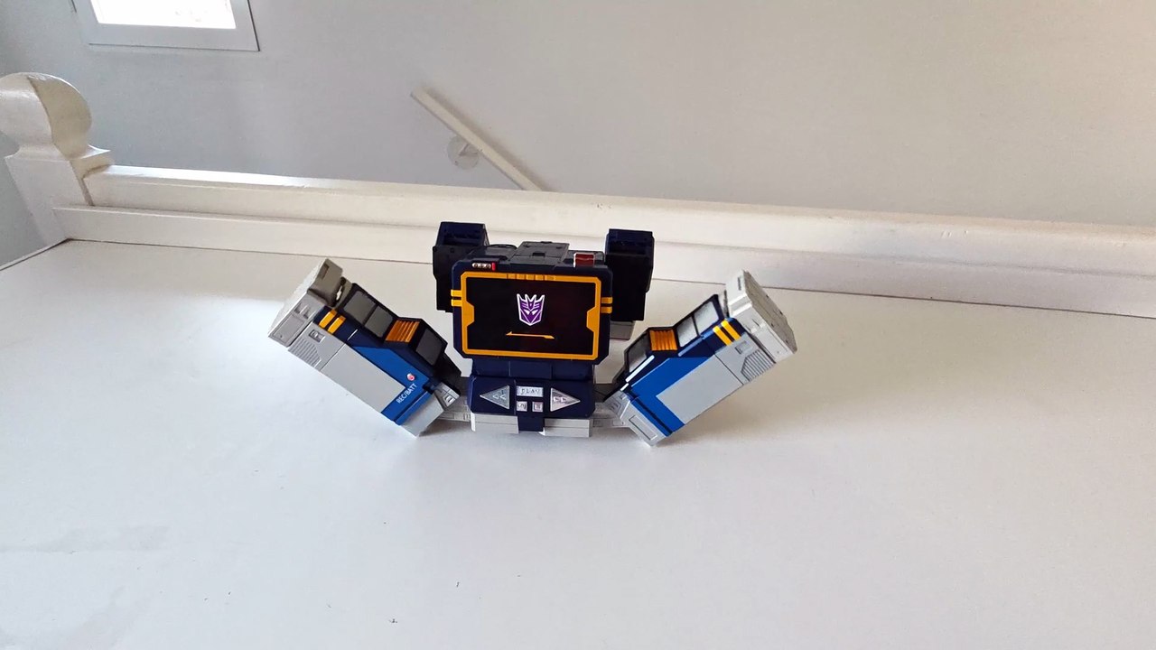 Transformación de Soundwave
