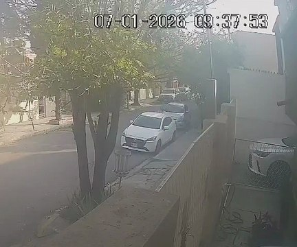 Una mujer fue atropellada tras discutir con su pareja en la colonia Del Prado en Monterrey; investigan tentativa de feminicidio.