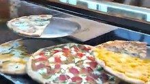Le meilleur spot de Pizzas à Manhattan #Pizza #Exclu #Dailymotion