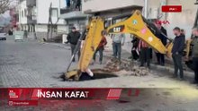 Manisa'da yağış sonrası çöken yoldan kafatası ve kemik çıktı