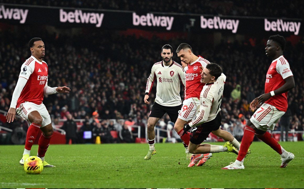 ملخص مباراة آرسنال وليفربول في الدوري الإنجليزي