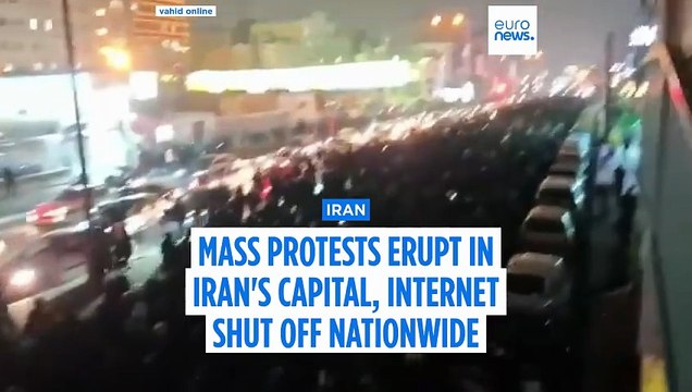 Iranian protests escalate as authorities cut internet and crackdown intensifies
