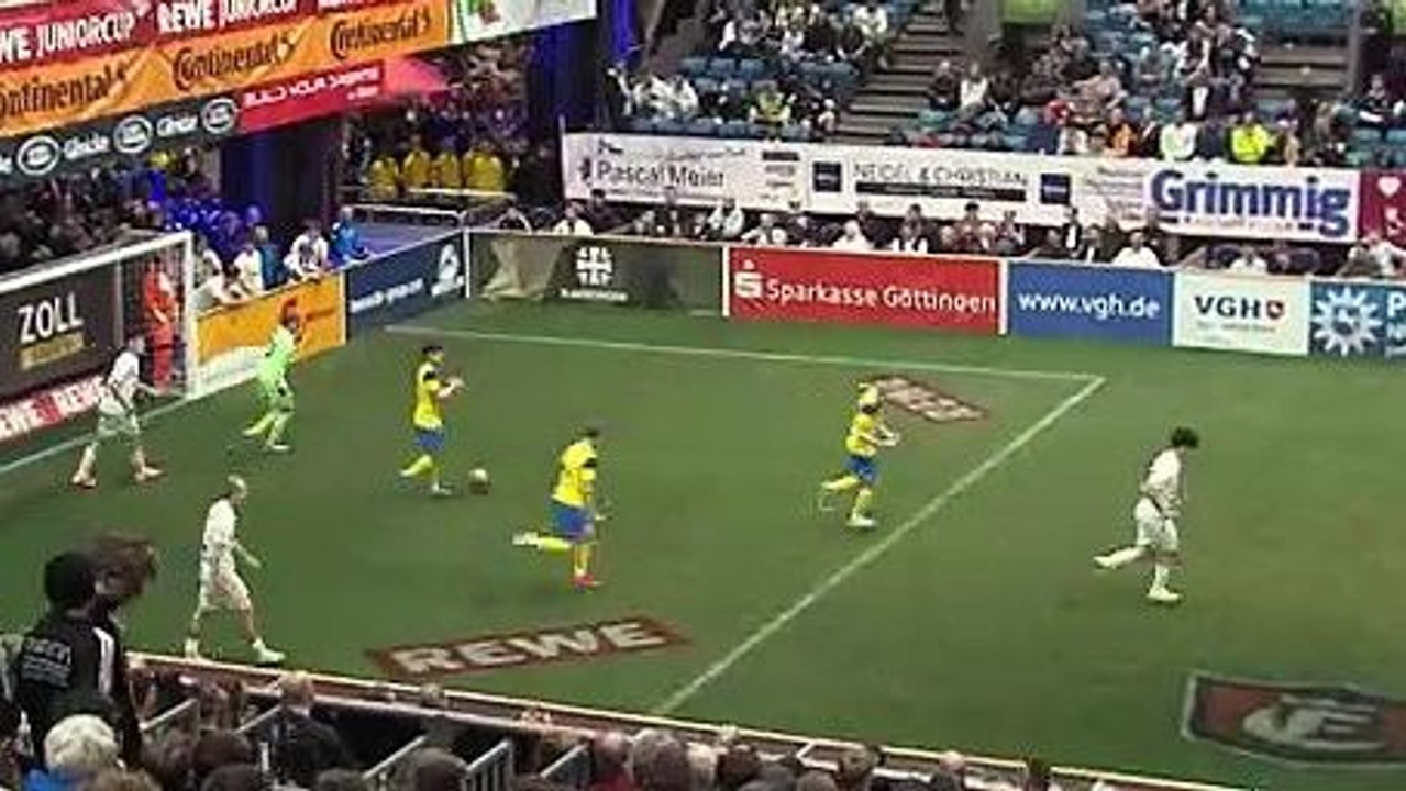 Tore satt: Die Highlights des ersten Tages beim REWE Juniorcup