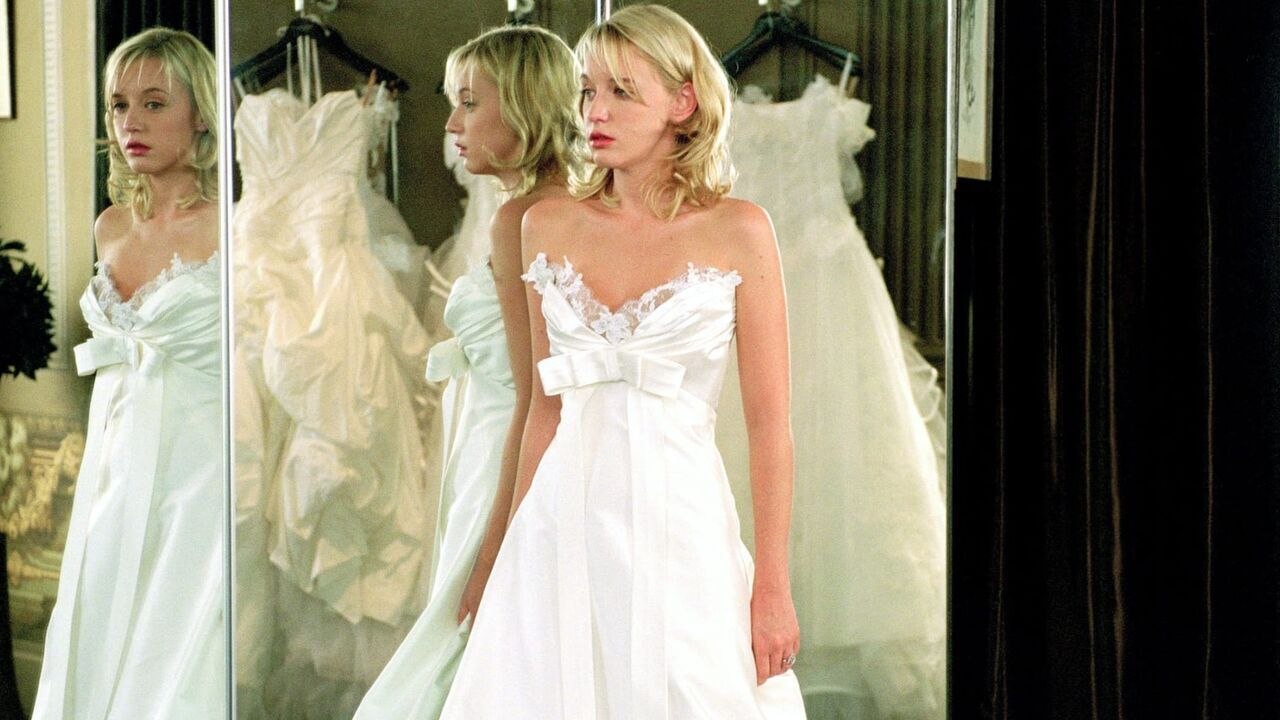 La fille coupée en deux