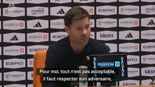 Real Madrid - Xabi Alonso tacle Simeone après son clash avec Vinicius