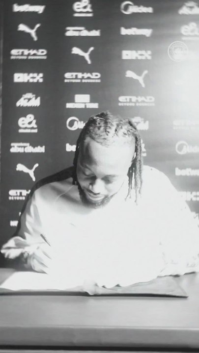 Oficial: Semenyo, al Manchester City