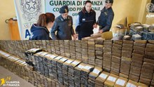 Genova, oltre due tonnellate di cocaina: sequestro da 1 miliardo e mezzo (09.01.26)