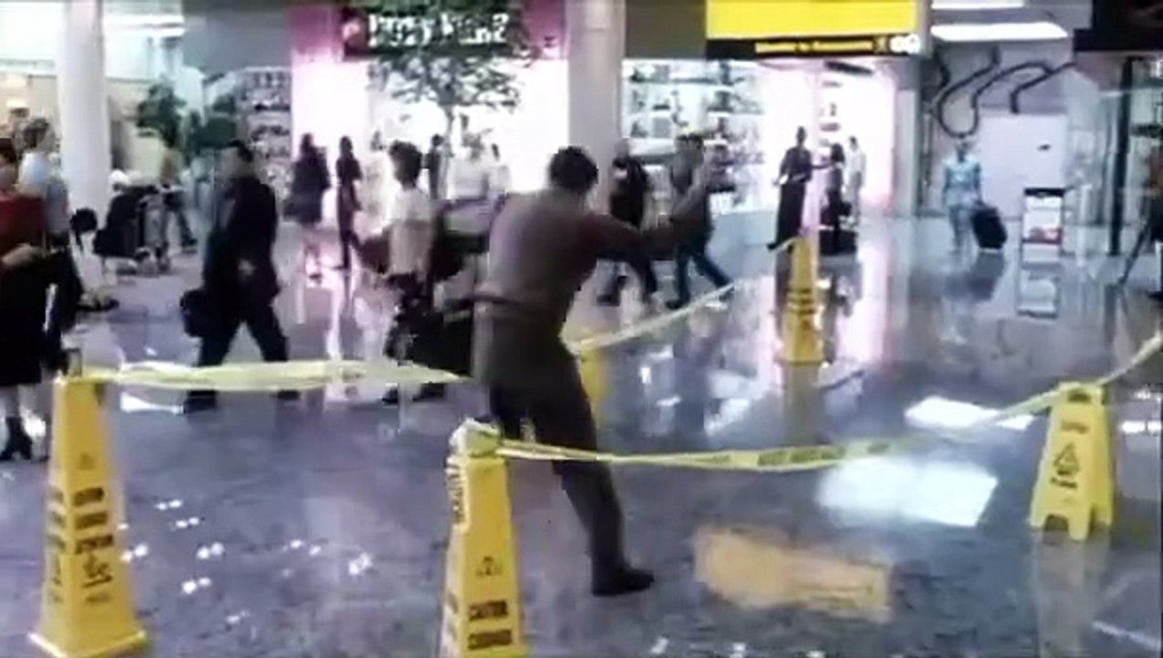 Terminal - Trailer (Deutsch)