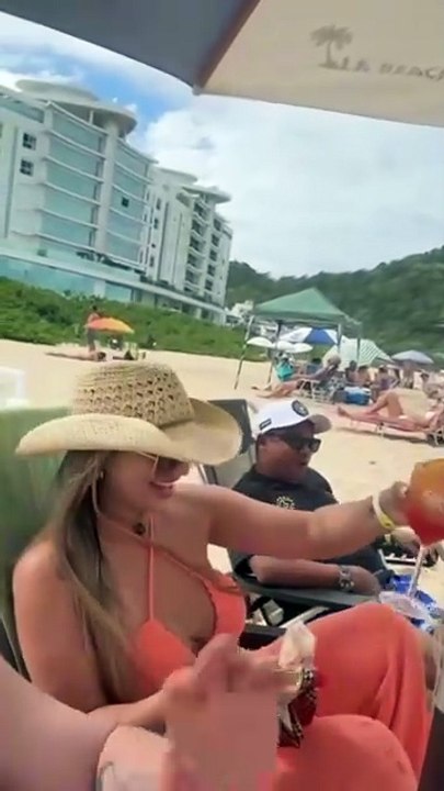 Virou flerte! Marrone dá cantada em catarinense após ser corrigido sobre Praia Brava