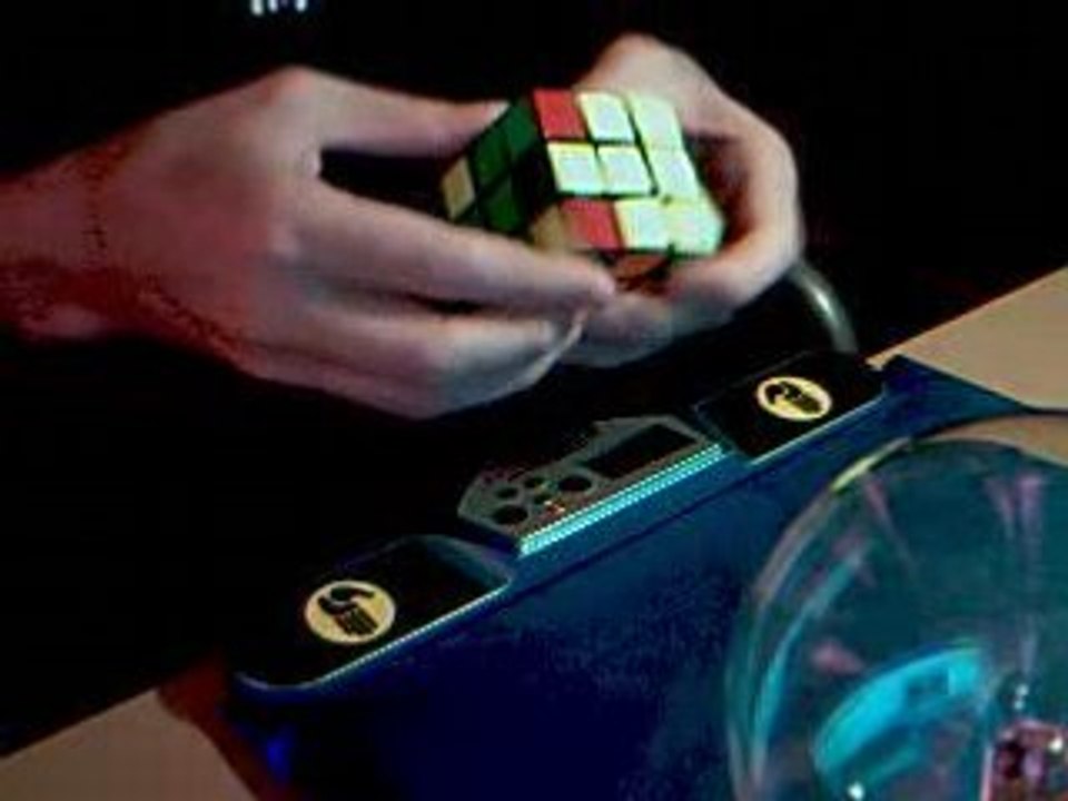 Résolution d'un Rubik's Cube à la Petrus en 20.15s