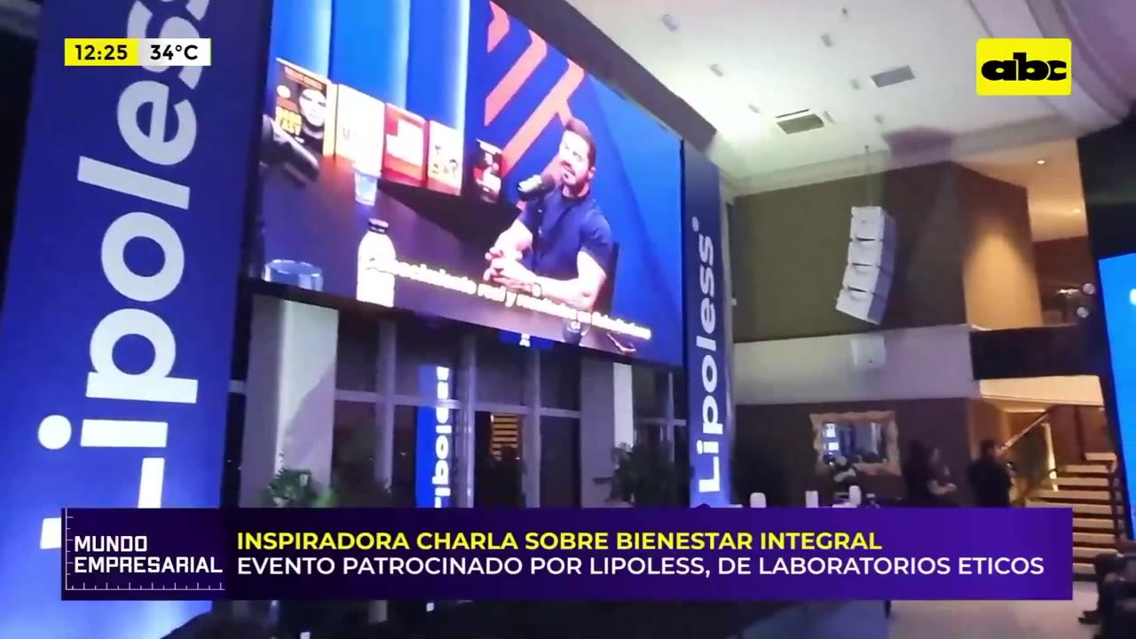 Renato Cariani brindó inspiradora charla sobre bienestar y Laboratorios Eticos estuvo presente con Lipoless