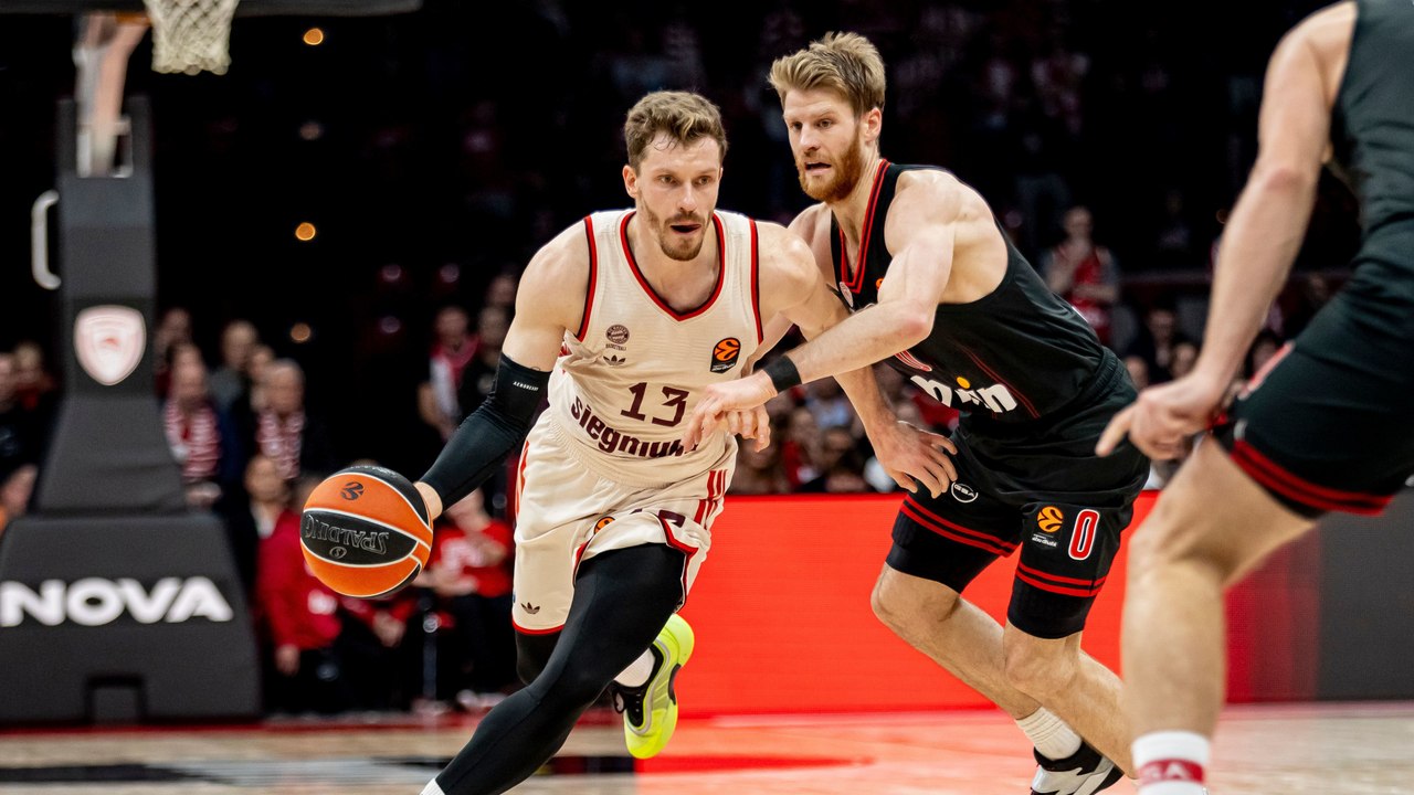 Trotz Obsts wildem Vierpunktespiel: Bayerns Siegesserie reißt in Piräus